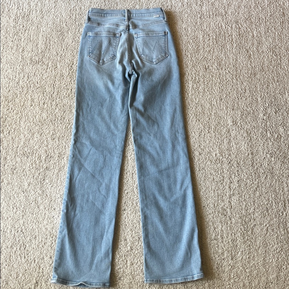 MOTHER Kick It Straight Leg Relaxed Jeans in Your Turn Light Wash Denim Size 24 - Picture 7 of 11